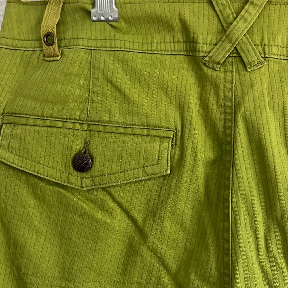 Tribal Capris - Picture 2 of 3